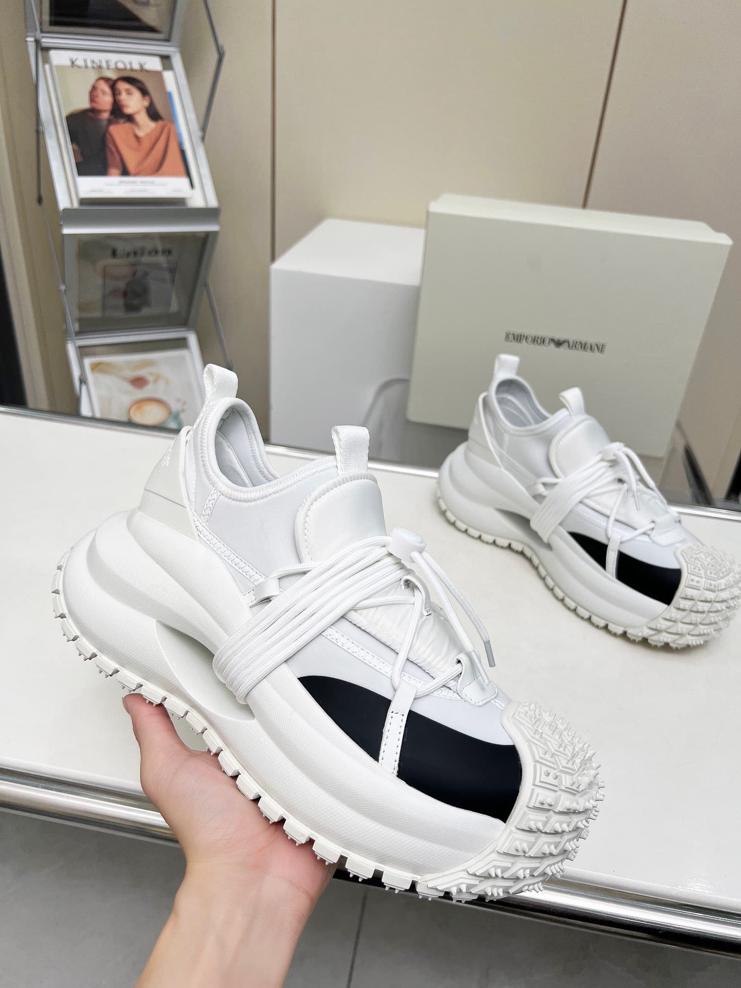 Product thumbnail 11