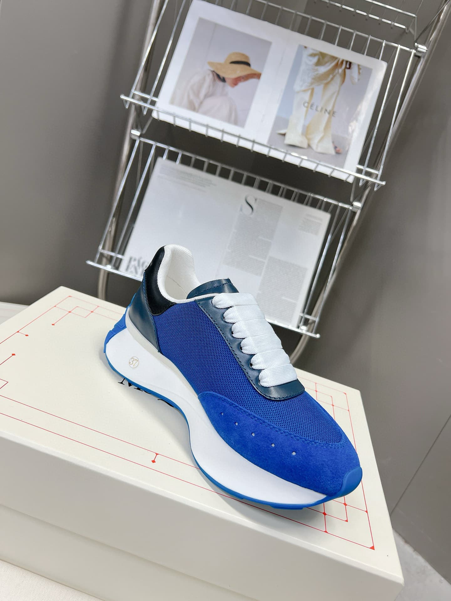Product thumbnail 1
