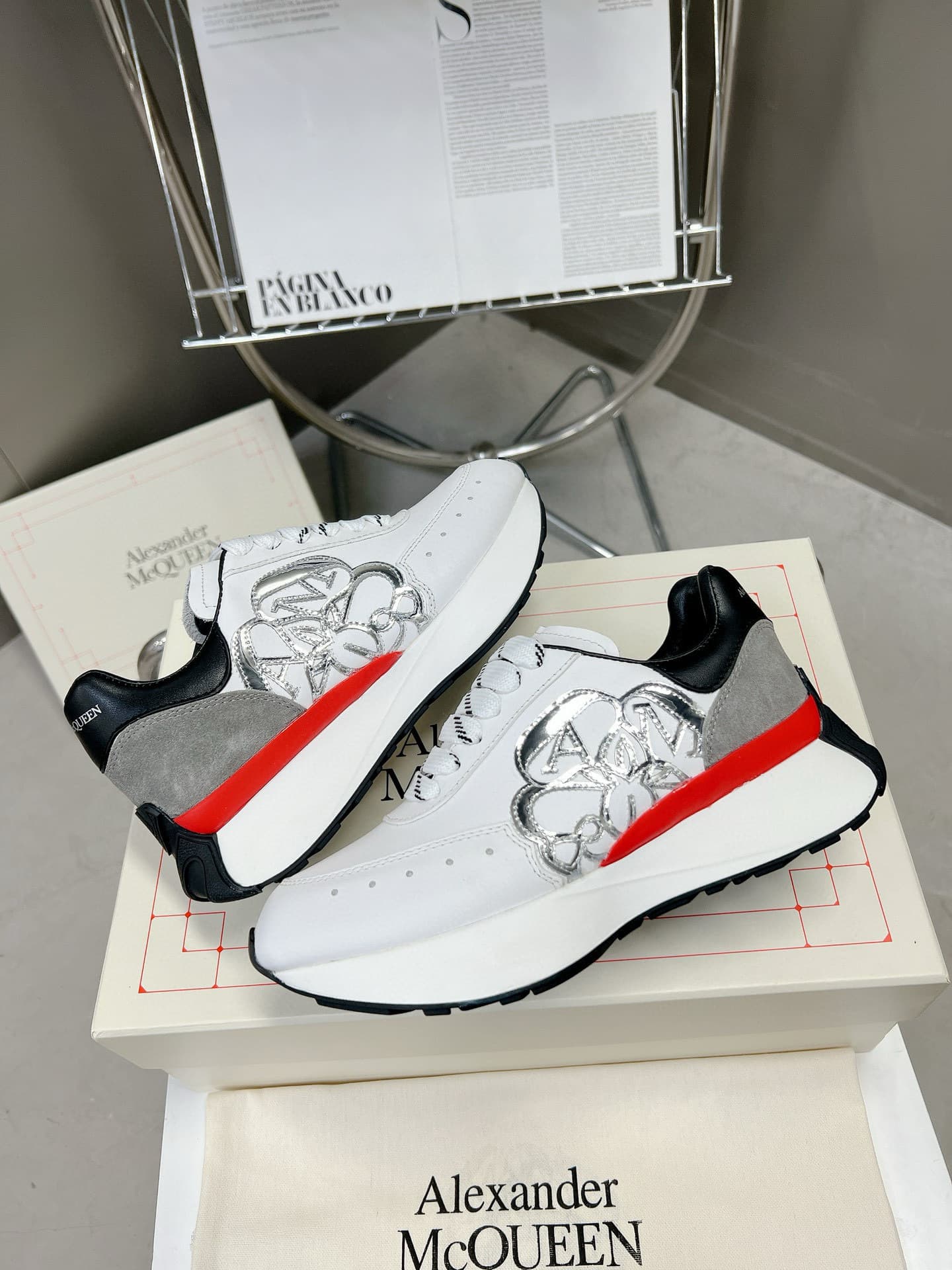 Product thumbnail 8