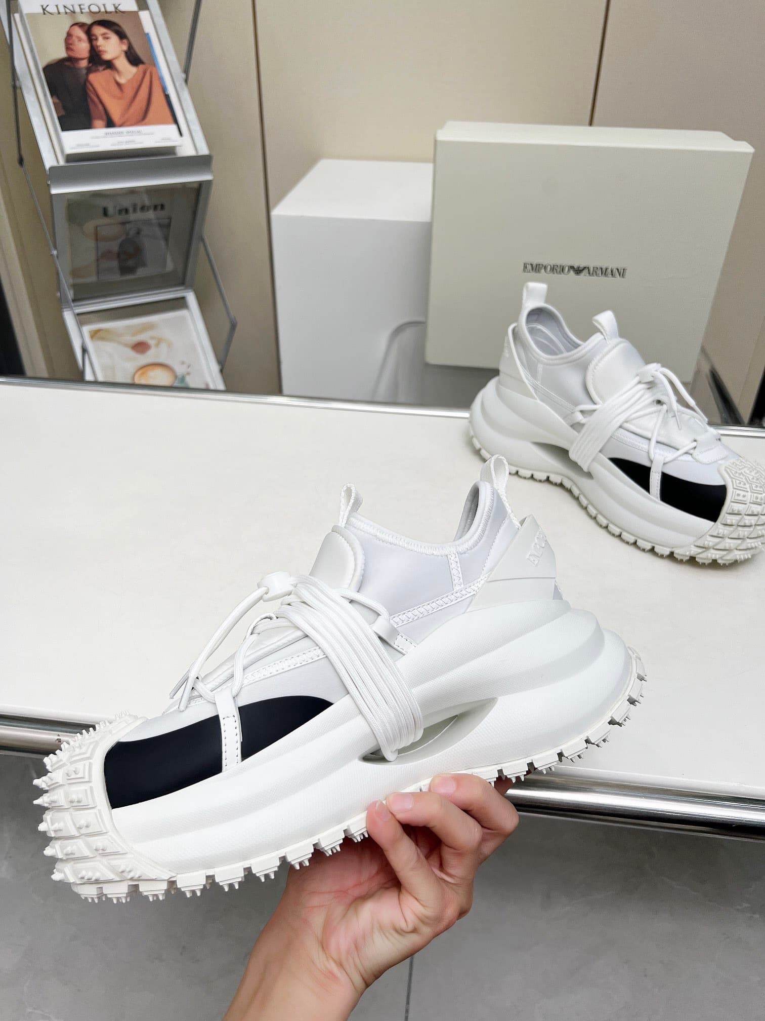 Product thumbnail 3
