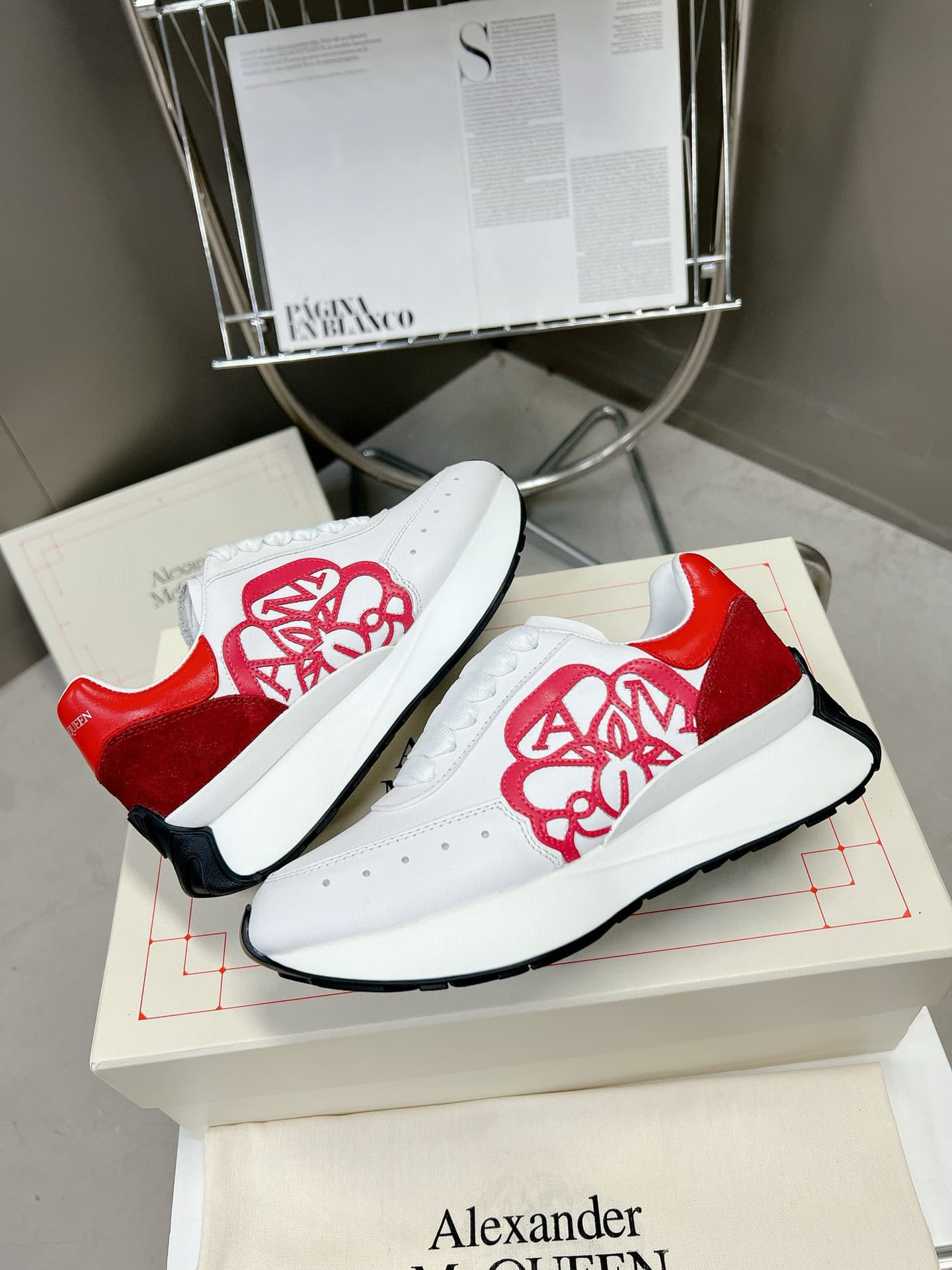 Product thumbnail 8