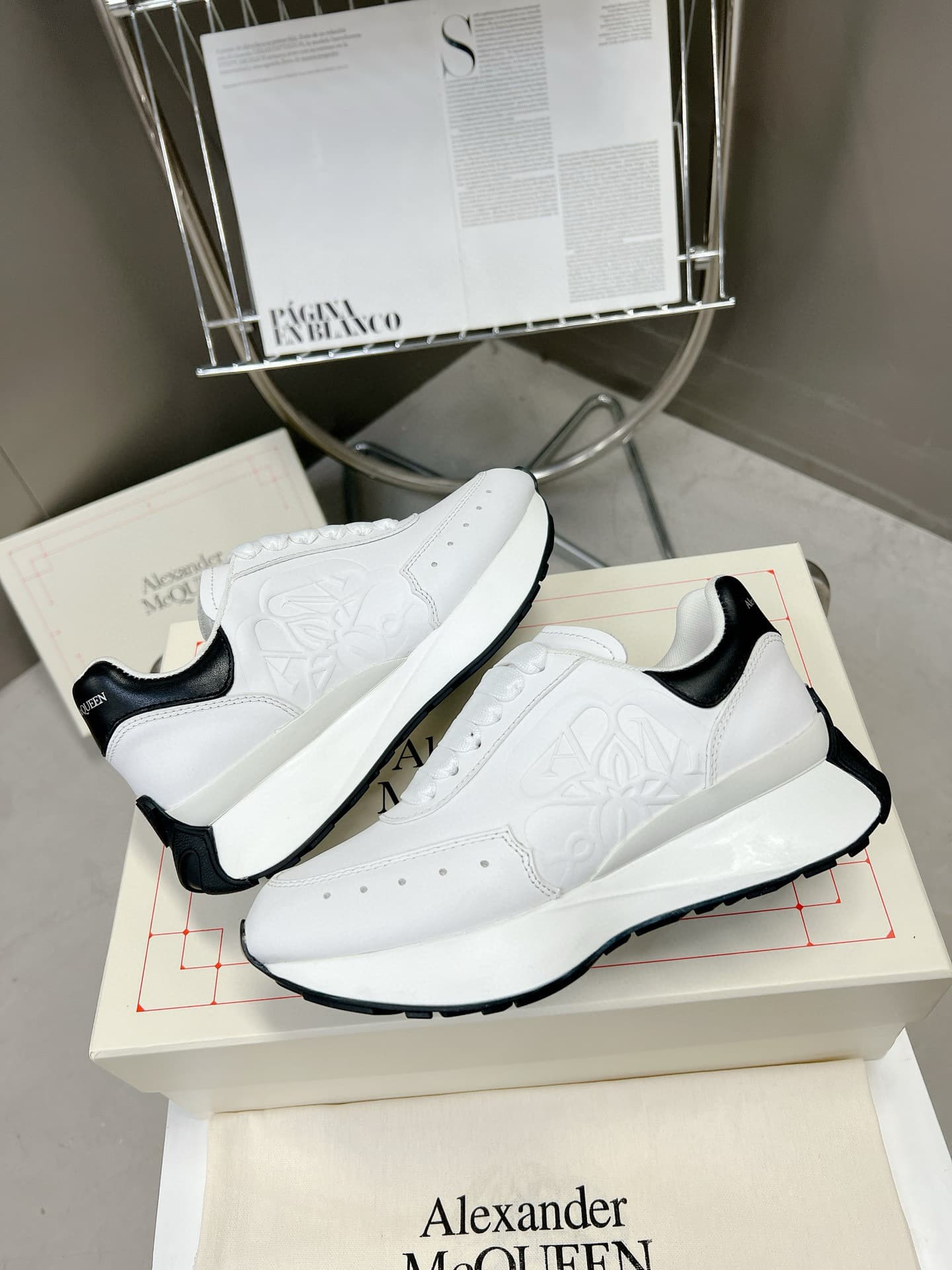 Product thumbnail 8