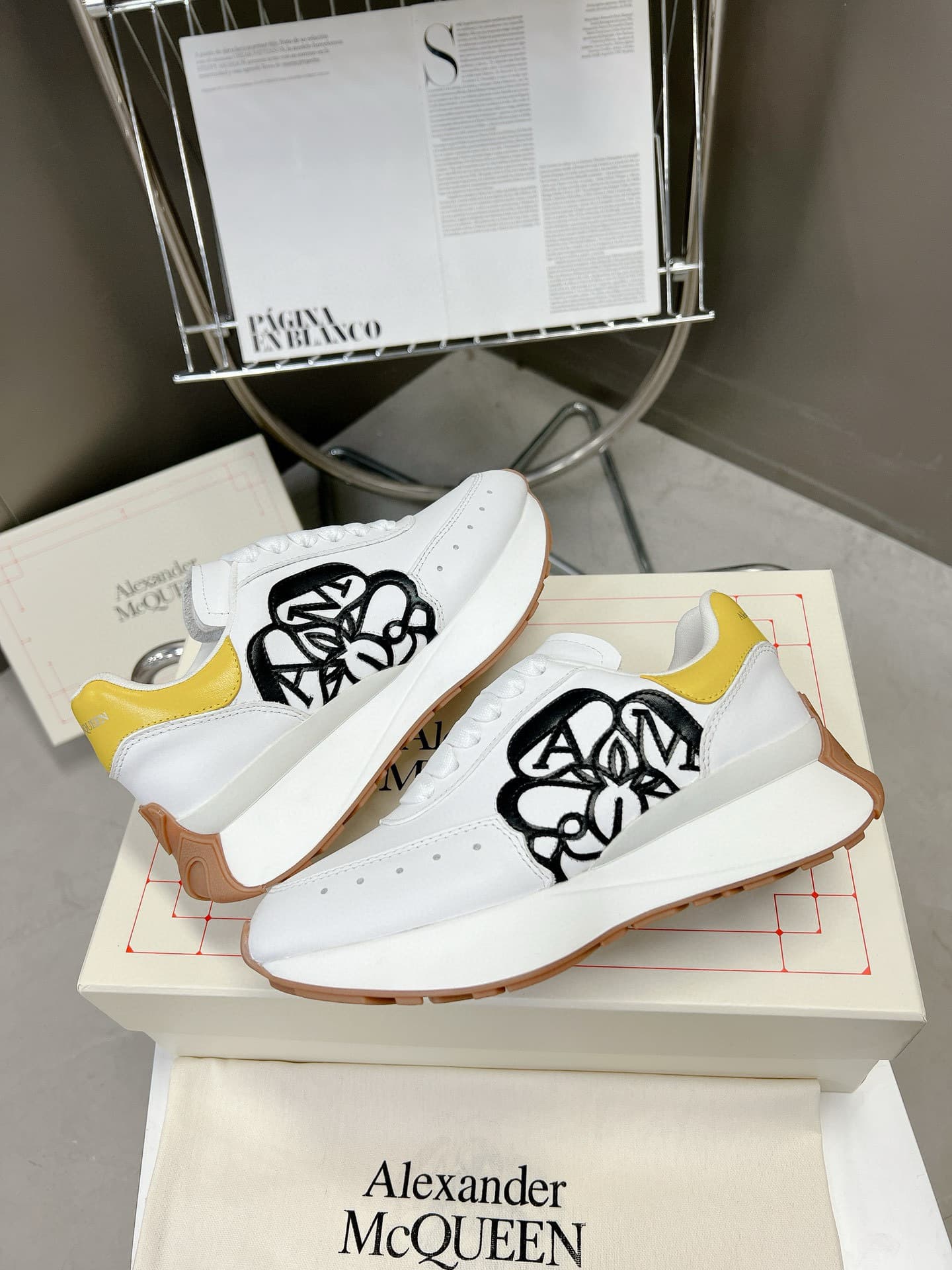 Product thumbnail 7