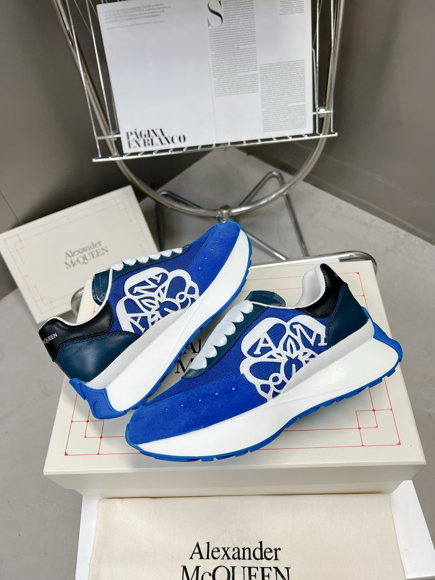Product thumbnail 8
