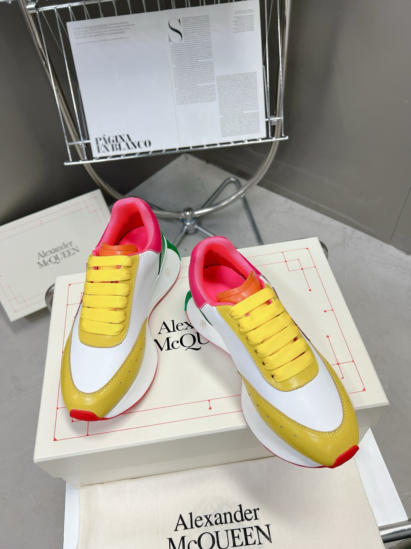 Product thumbnail 6